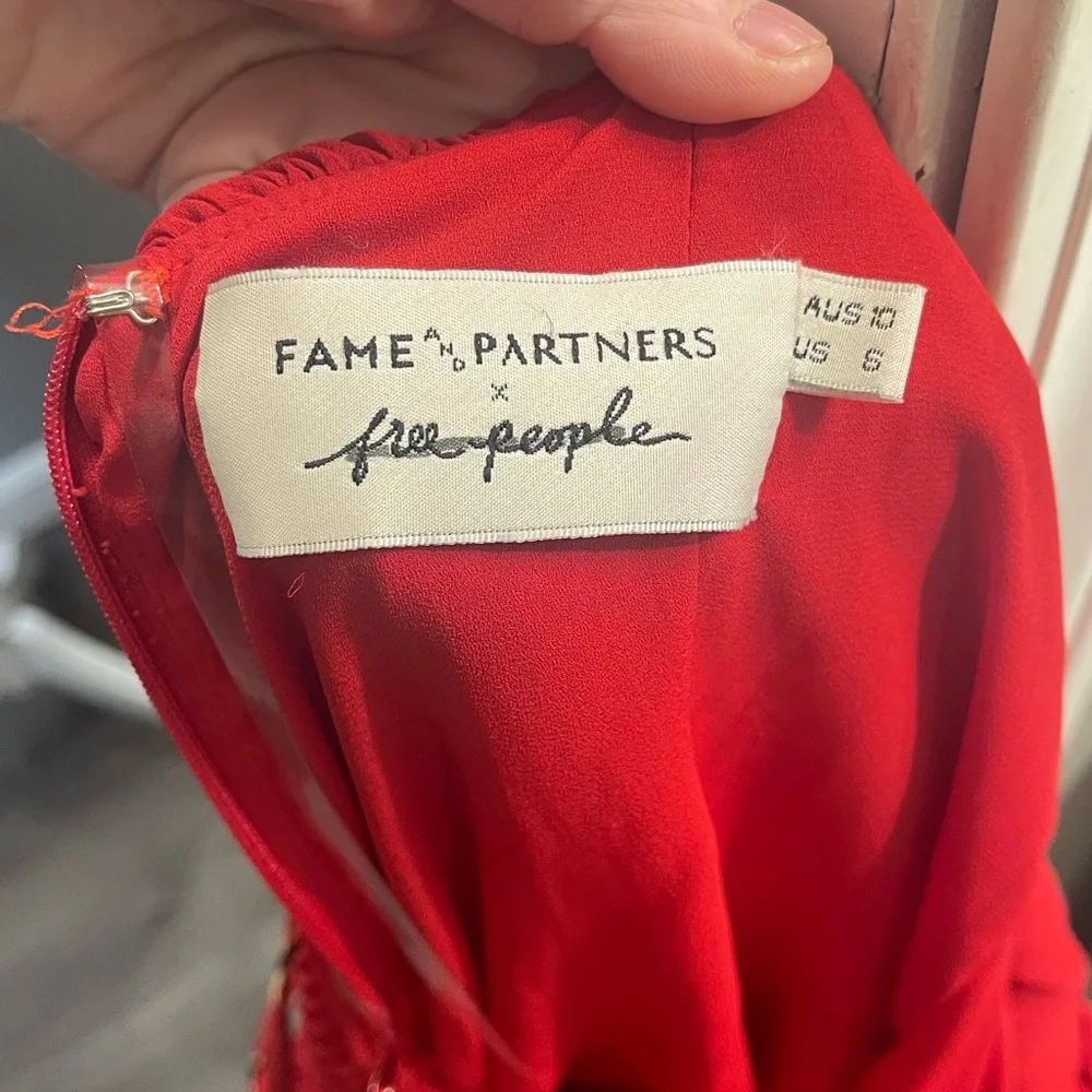 Free People x Fame Women's Kayla Maxi Gown Red Pleated Sunflowers Size 6‎